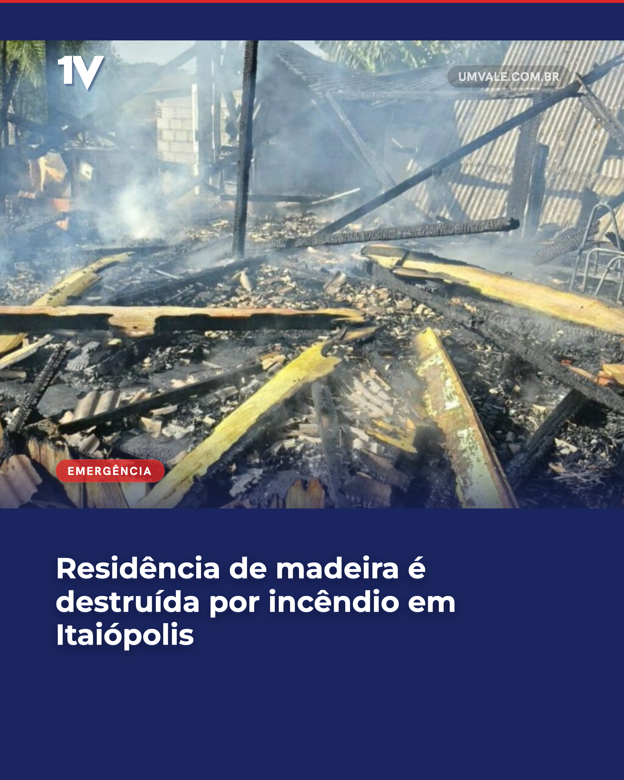 Residência de madeira é destruída por incêndio em Itaiópolis